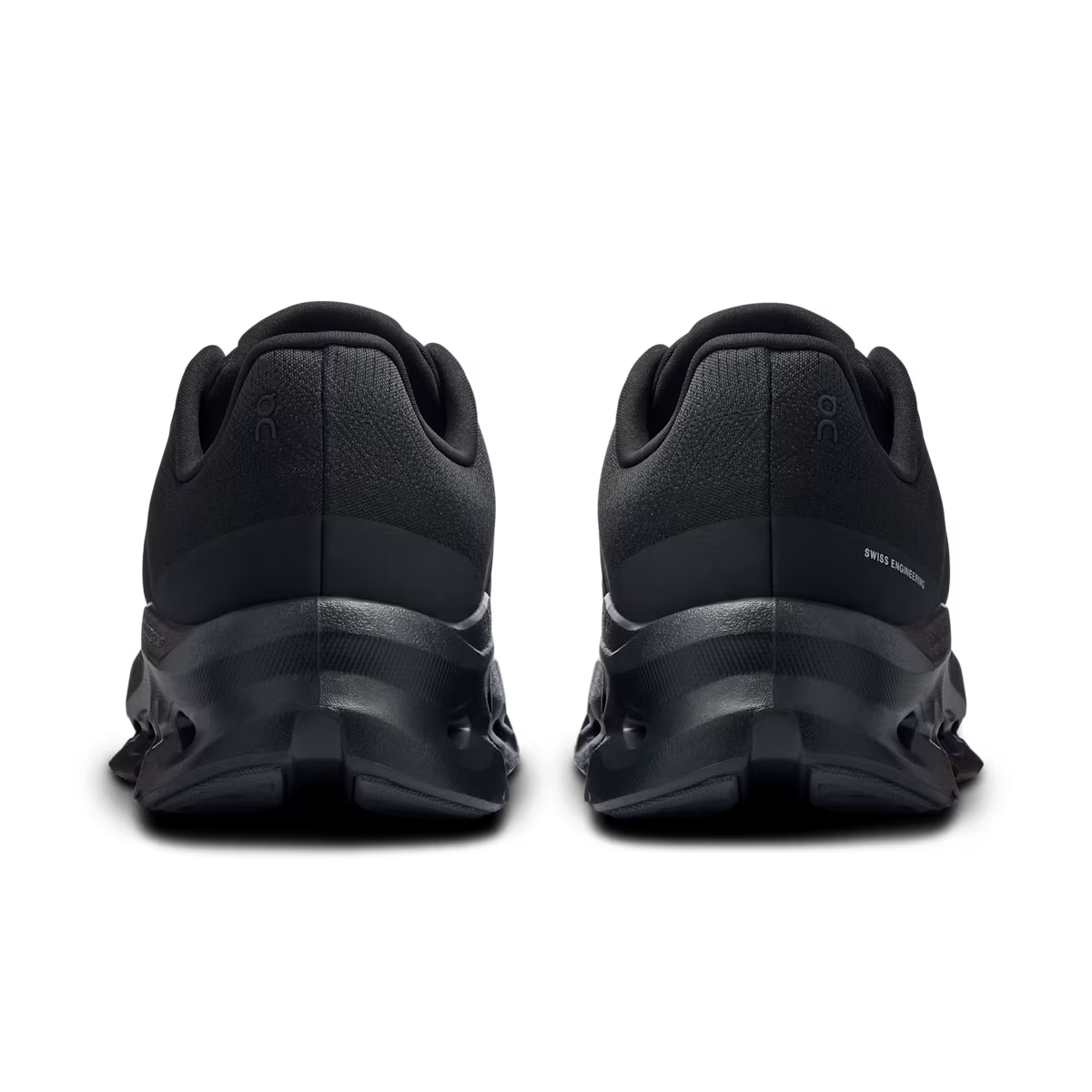 On Cloud 5 'Triple Black' (Copie) Baskets Gortex imperméables 'mandem' style lacets hauts/coupe ample tendance